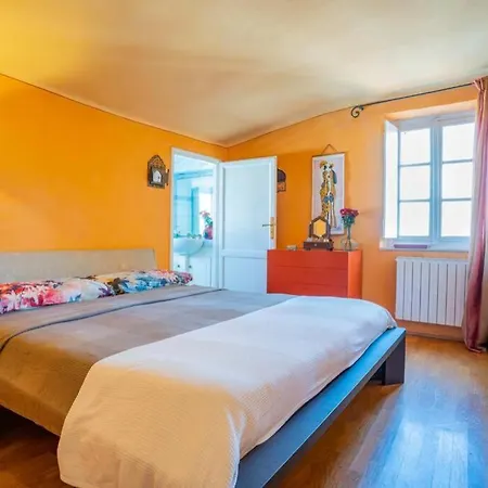Cozy With A View On The Walls Apartment Lucca